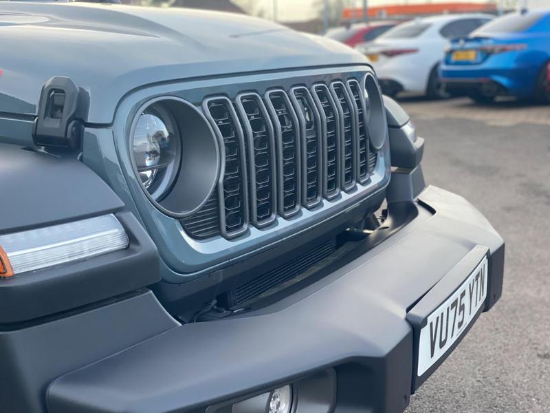 Used Jeep Wrangler 2025 for sale - 76931225: Photo 41