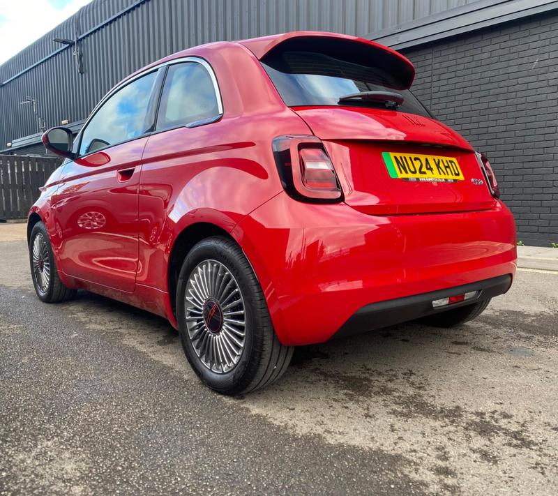 Used Fiat 500 2024 for sale - 76888152: Photo 5