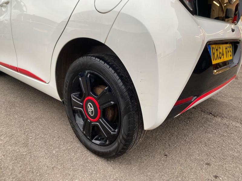 Used Toyota AYGO 2014 for sale - 77204958: Photo 14