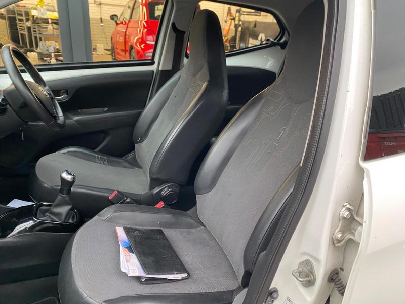 Used Toyota AYGO 2014 for sale - 77204958: Photo 16