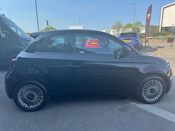 Used Fiat 500e 2023 for sale - 77878223: Photo