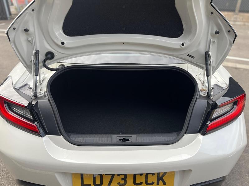 Used Toyota GR86 2023 for sale - 76888108: Photo 25