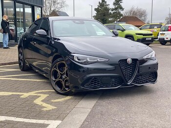 Used Alfa Romeo Giulia undefined for sale - 78001087: Photo