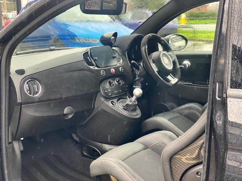 Used Abarth 695 2024 for sale - 77225905: Photo 7