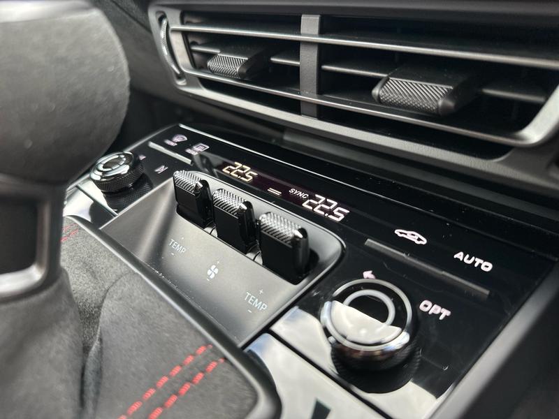 Used Porsche 911 for sale - 76888094: Photo 21