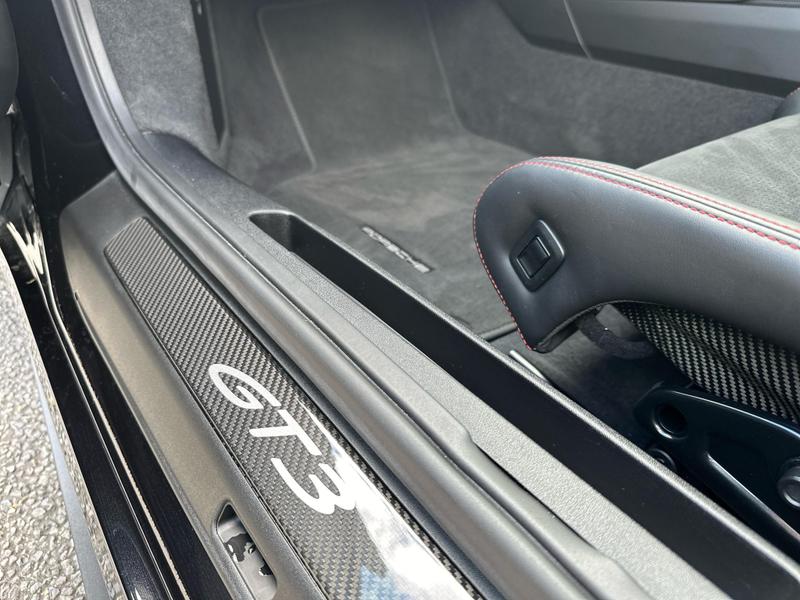 Used Porsche 911 for sale - 76888094: Photo 30