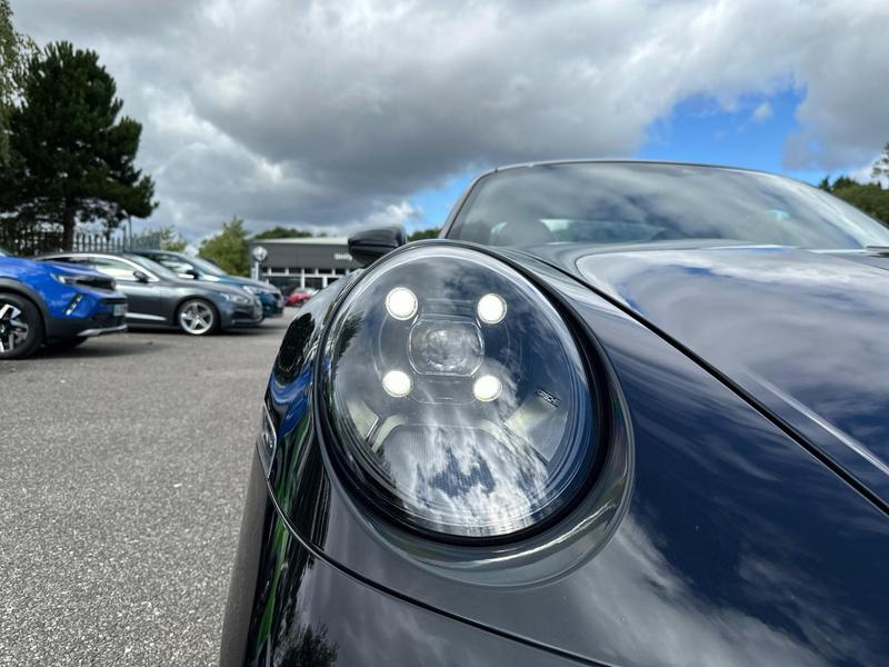 Used Porsche 911 for sale - 76888094: Photo 47