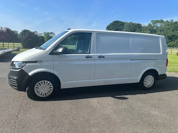 Used Volkswagen Transporter 2022 for sale - 78976235: Photo