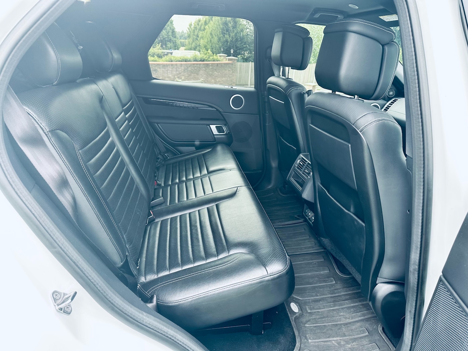 Used Land Rover Discovery 2023 for sale - 76355266: Photo 9