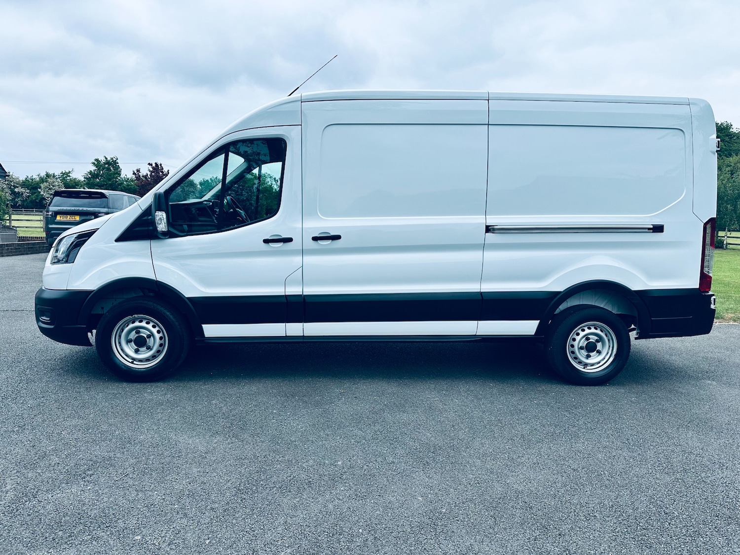 Used Ford Transit 2024 for sale - 76355262: Photo 4