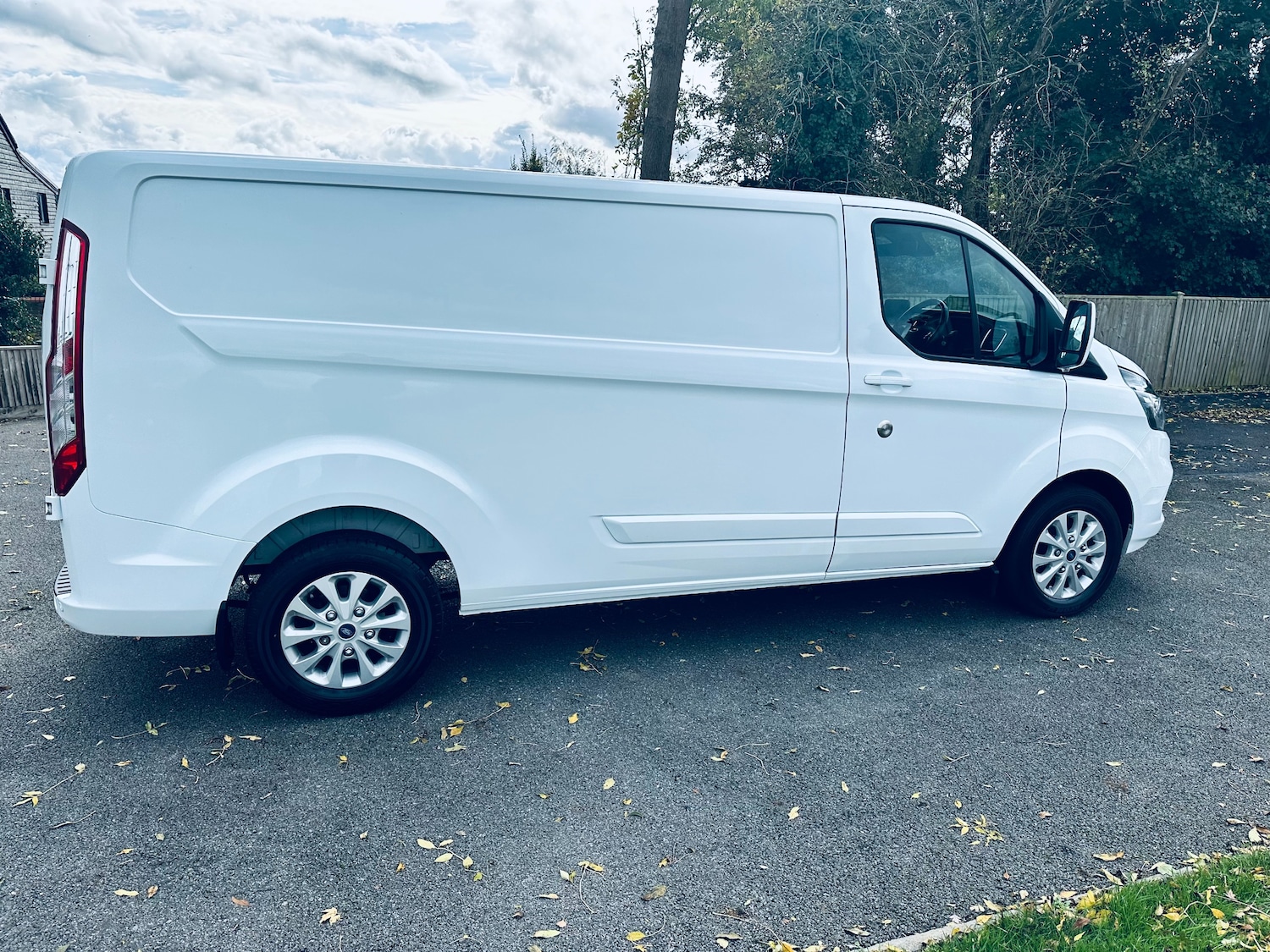 Used Ford Transit Custom 2022 for sale - 76355252: Photo 10