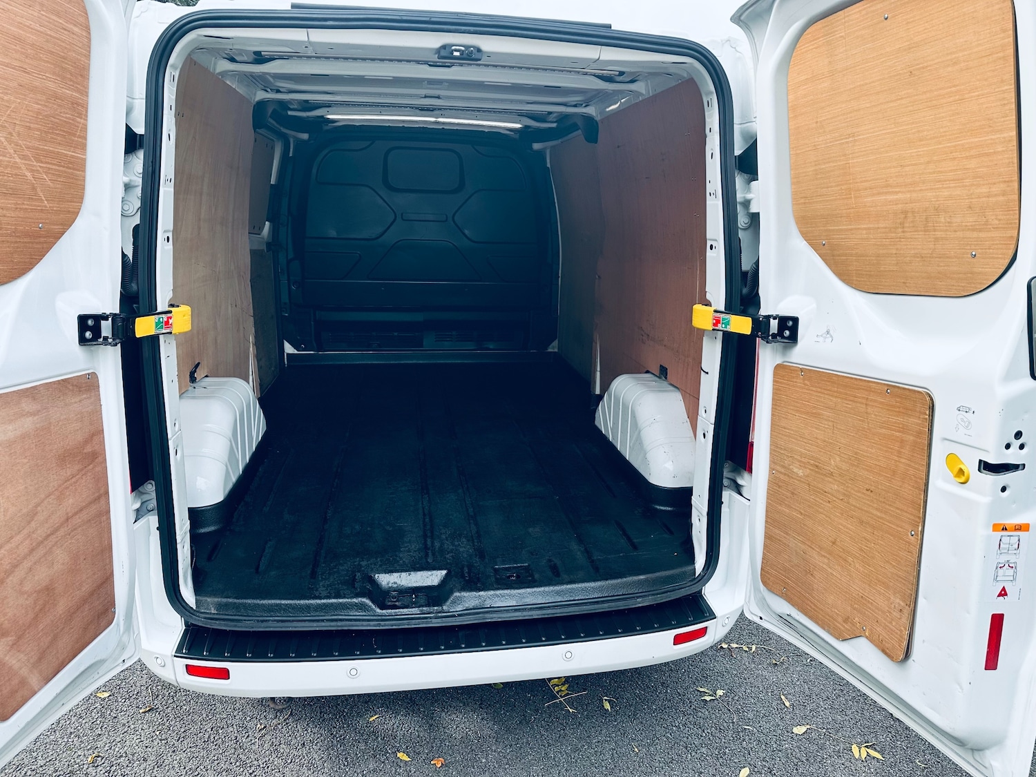 Used Ford Transit Custom 2022 for sale - 76355252: Photo 9