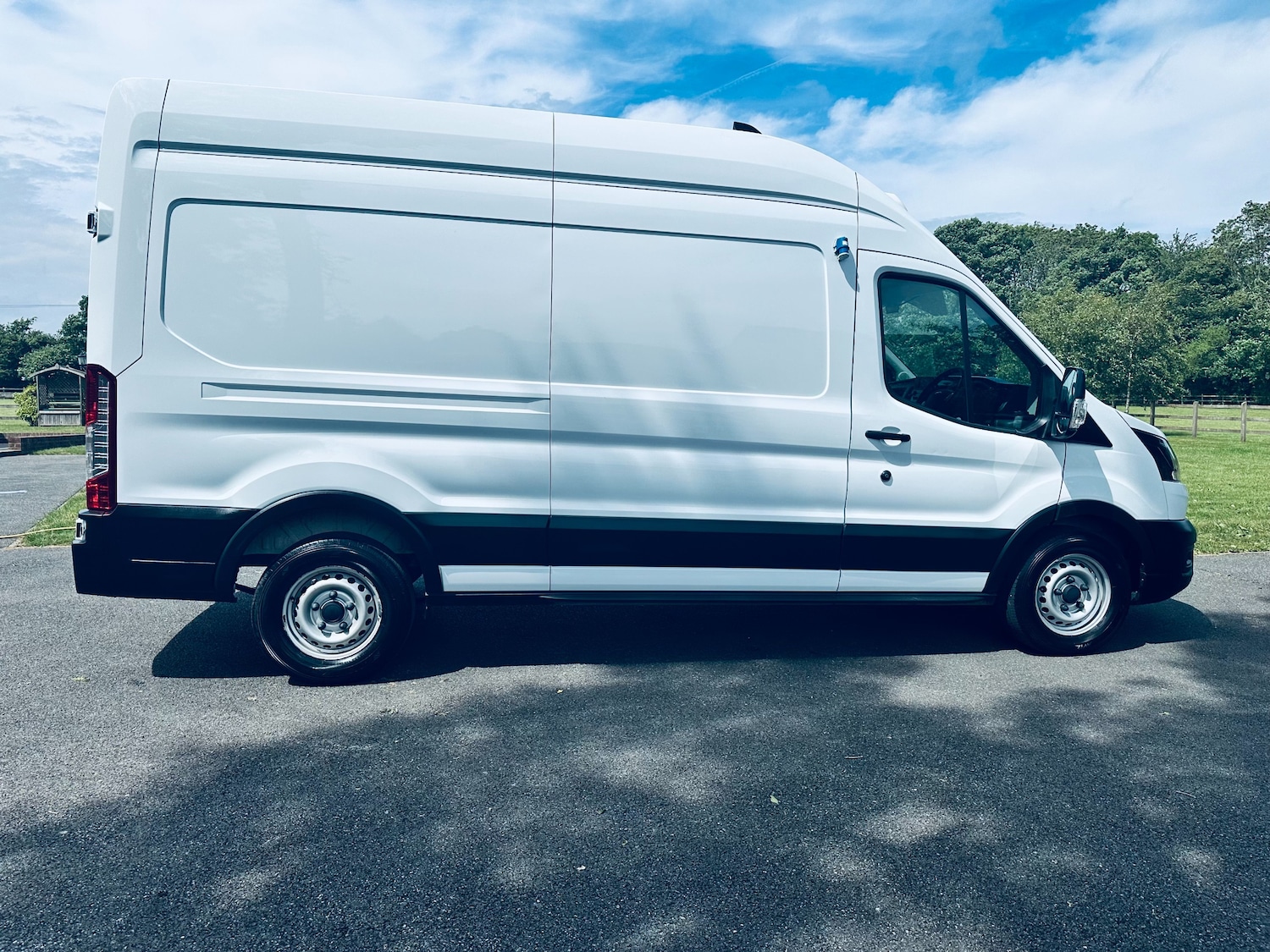 Used Ford Transit 2023 for sale - 76355251: Photo 4