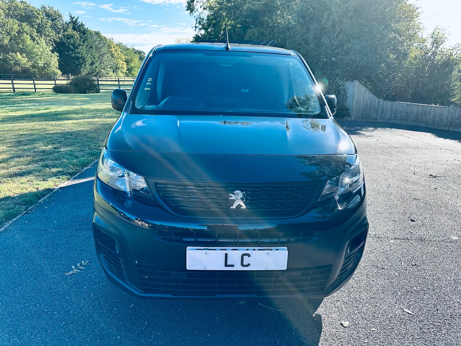 Used Peugeot Partner 2023 for sale - 76355247: Photo 2