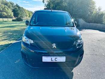 Used Peugeot Partner 2023 for sale - 76355247: Photo