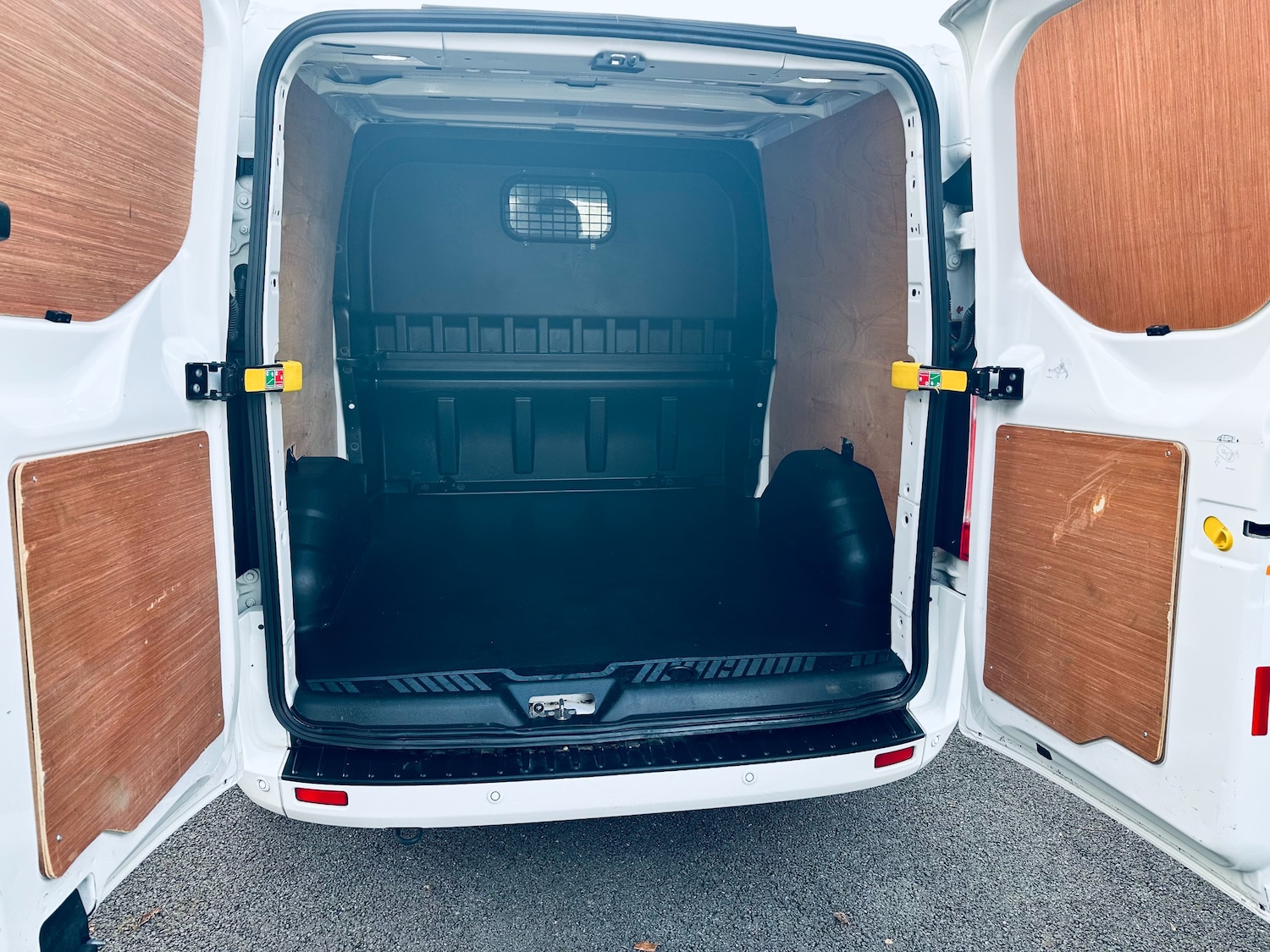 Used Ford Transit Custom 2023 for sale - 76557800: Photo 11