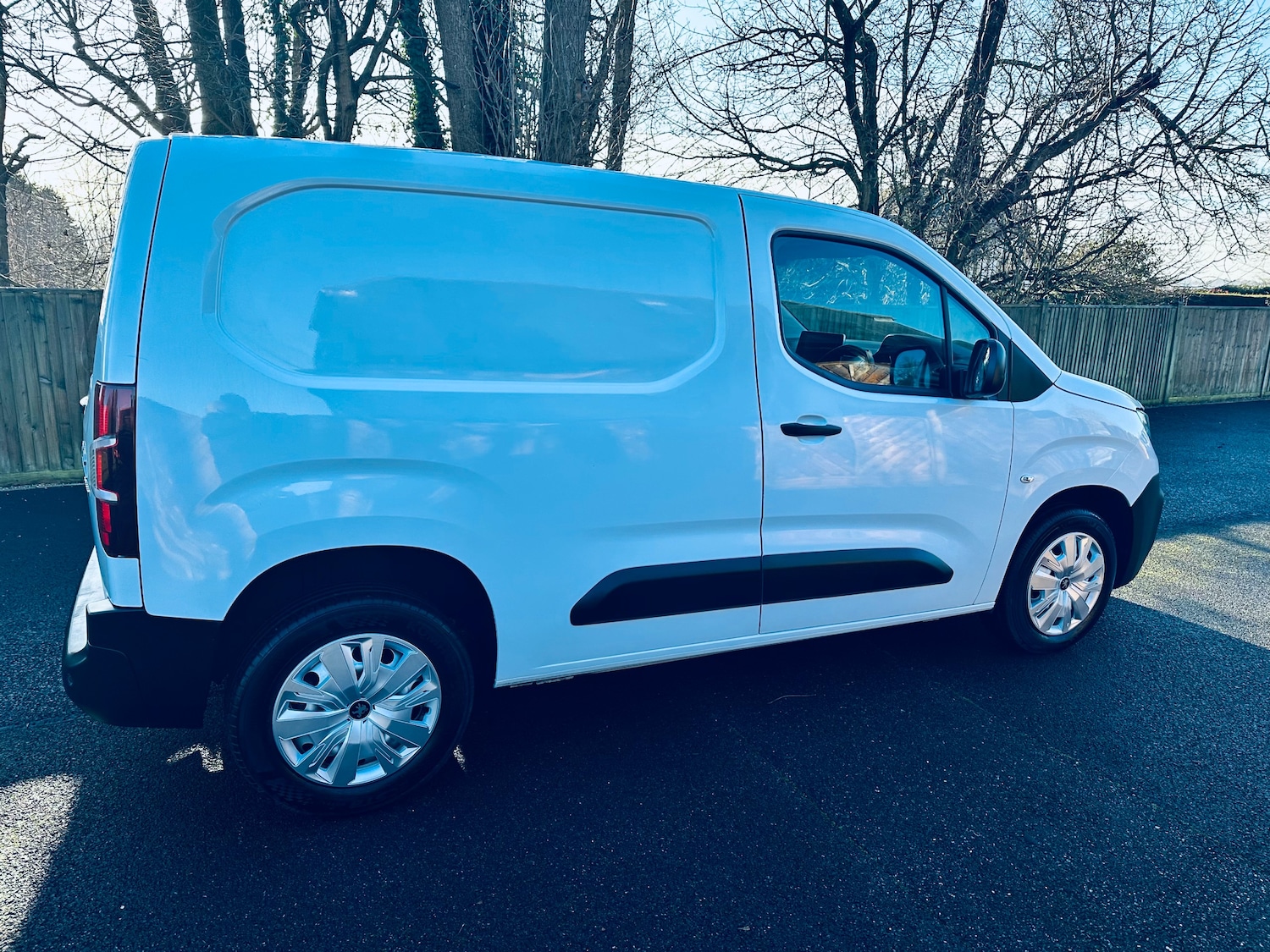 Used Peugeot Partner 2023 for sale - 77200821: Photo 8