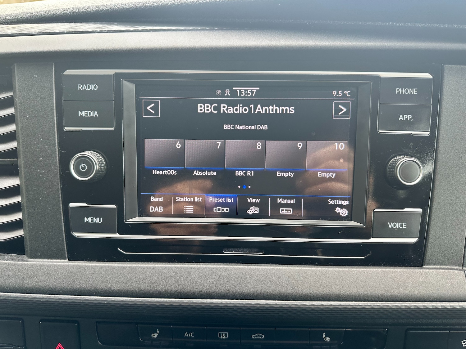 Used Volkswagen Transporter 2024 for sale - 77820087: Photo 16