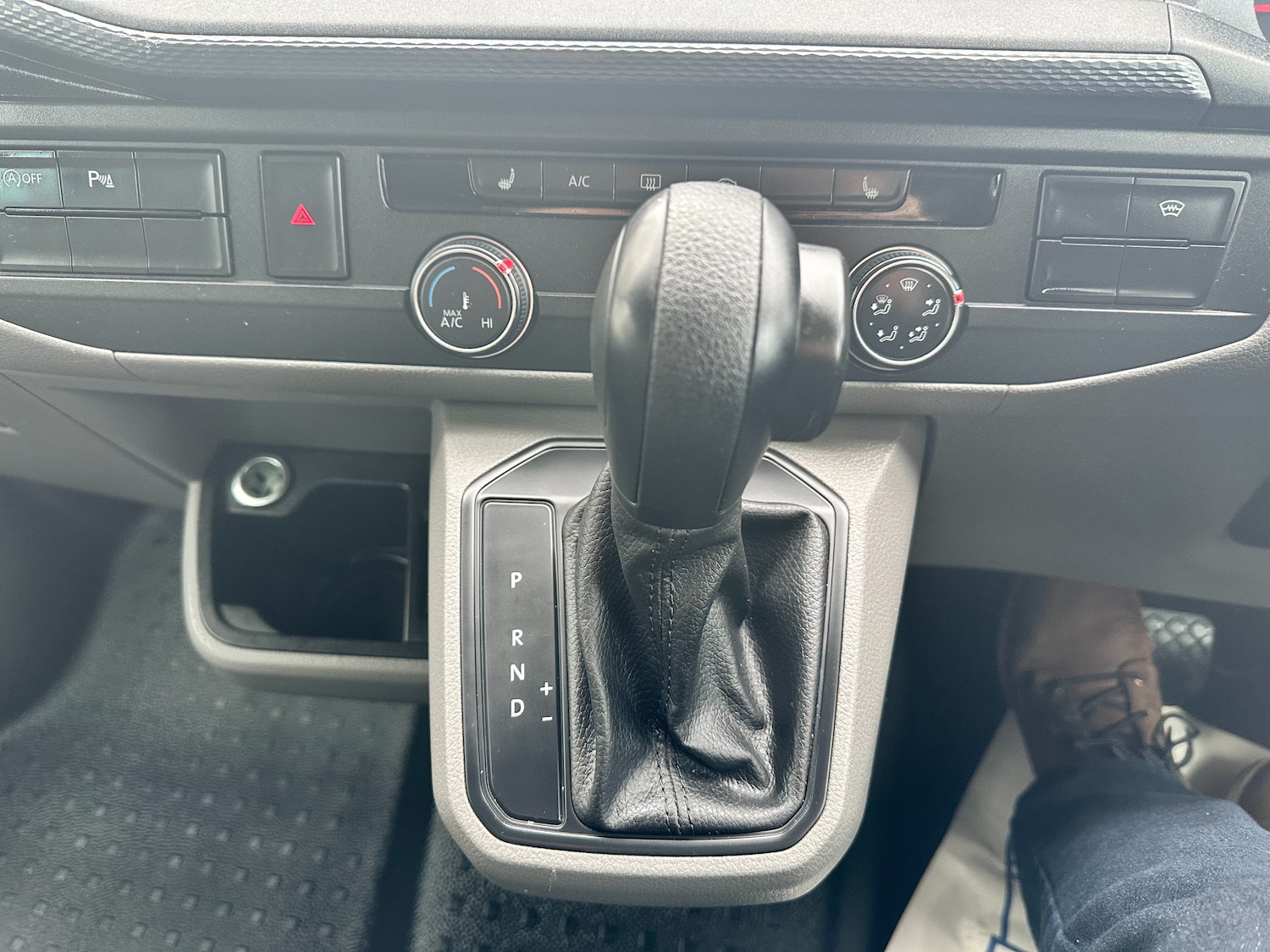 Used Volkswagen Transporter 2024 for sale - 77820087: Photo 21