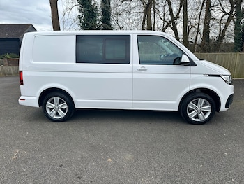 Used Volkswagen Transporter 2024 for sale - 77820087: Photo