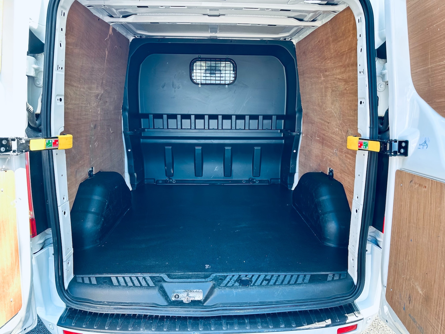 Used Ford Transit Custom 2021 for sale - 76355254: Photo 9