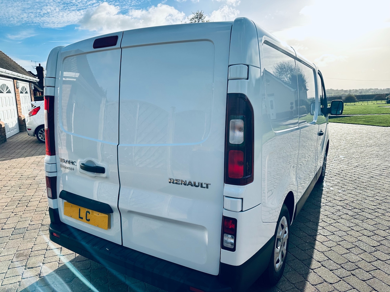 Used Renault Trafic 2023 for sale - 76355261: Photo 8