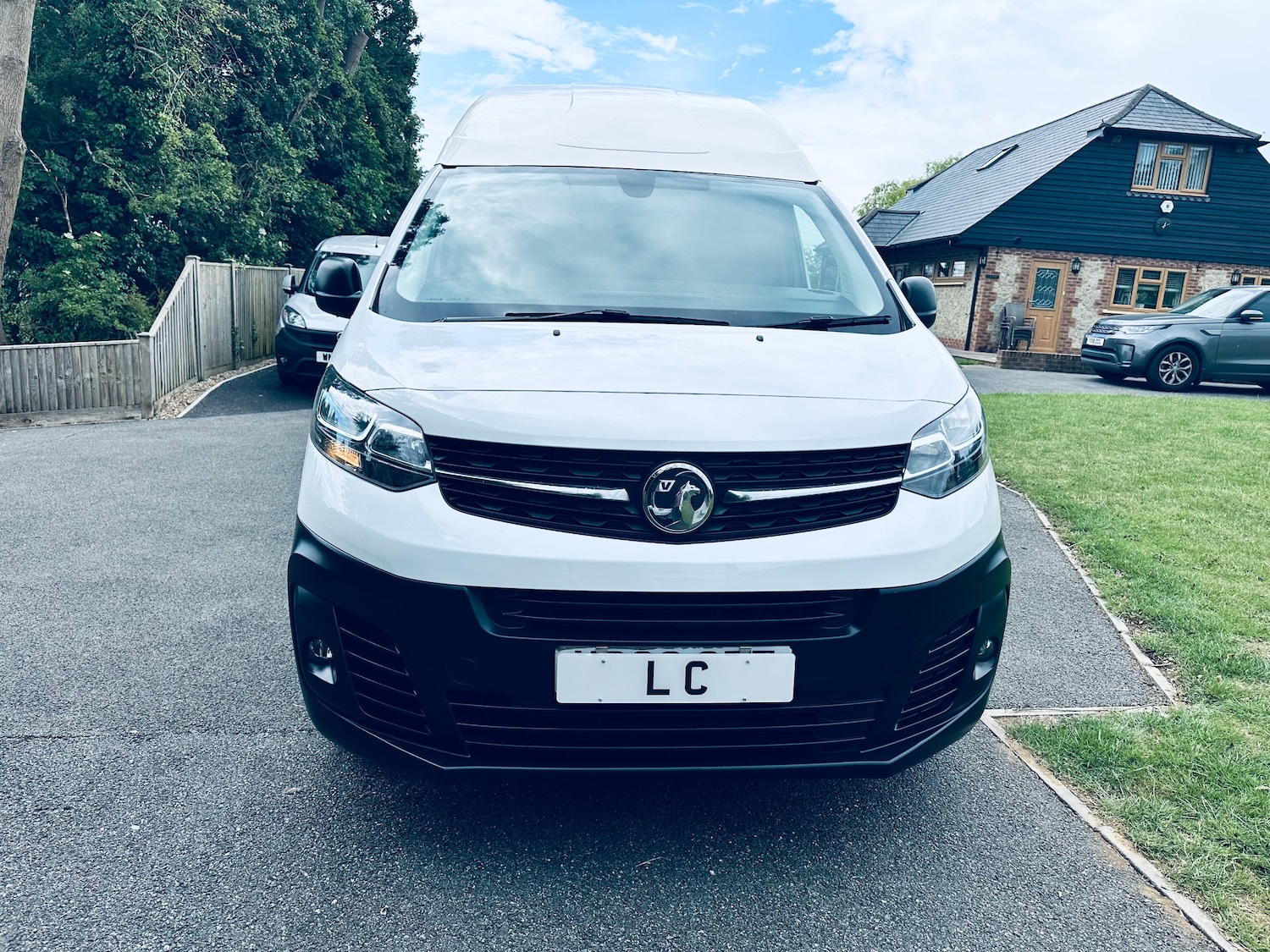 Used Vauxhall Vivaro 2023 for sale - 76355263: Photo 3