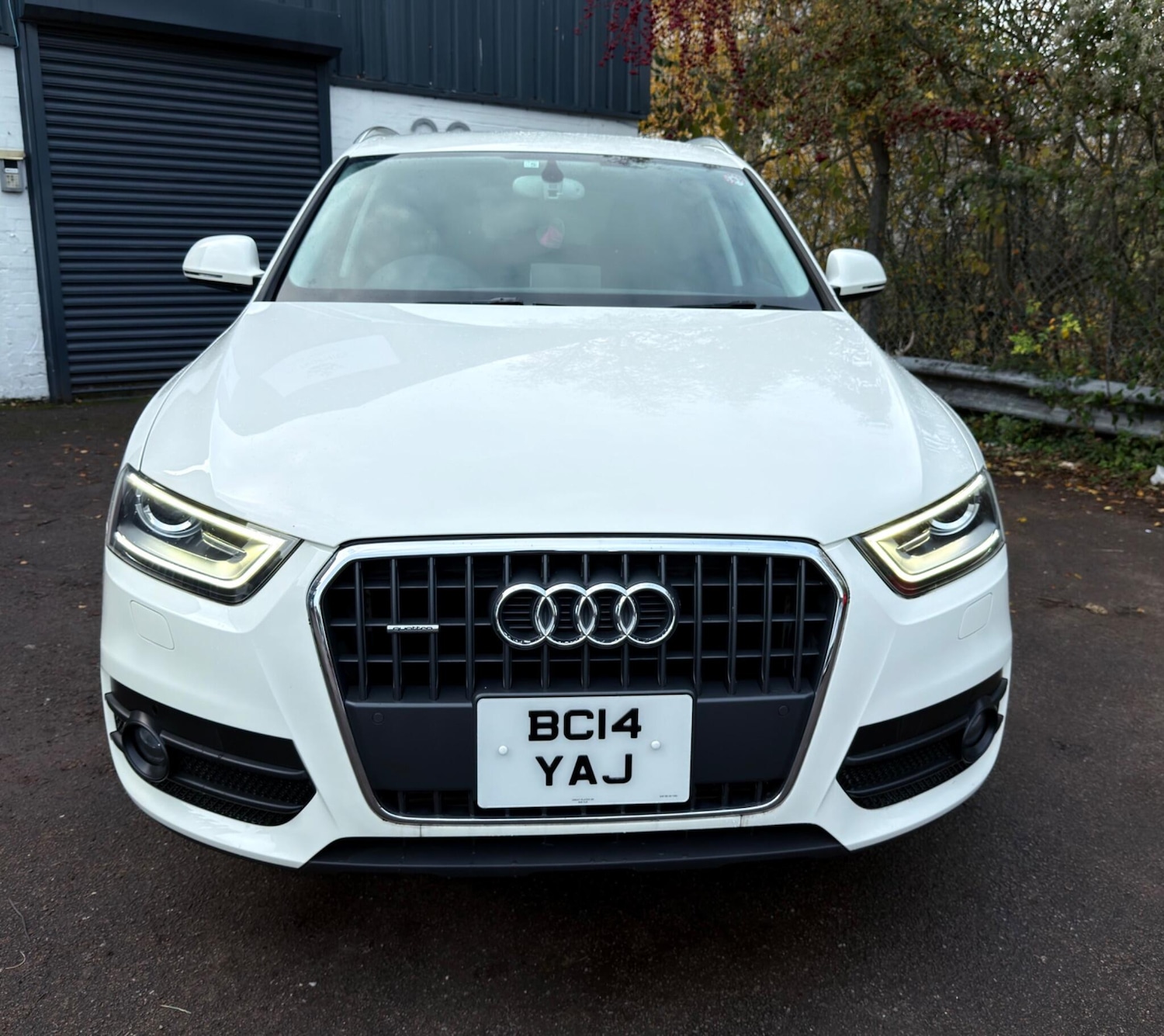 Used Audi Q3 for sale - 76993534: Photo 2