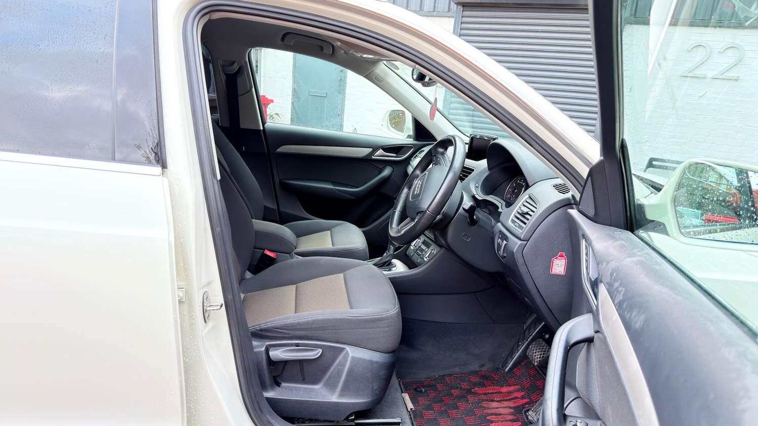 Used Audi Q3 for sale - 76993534: Photo 21