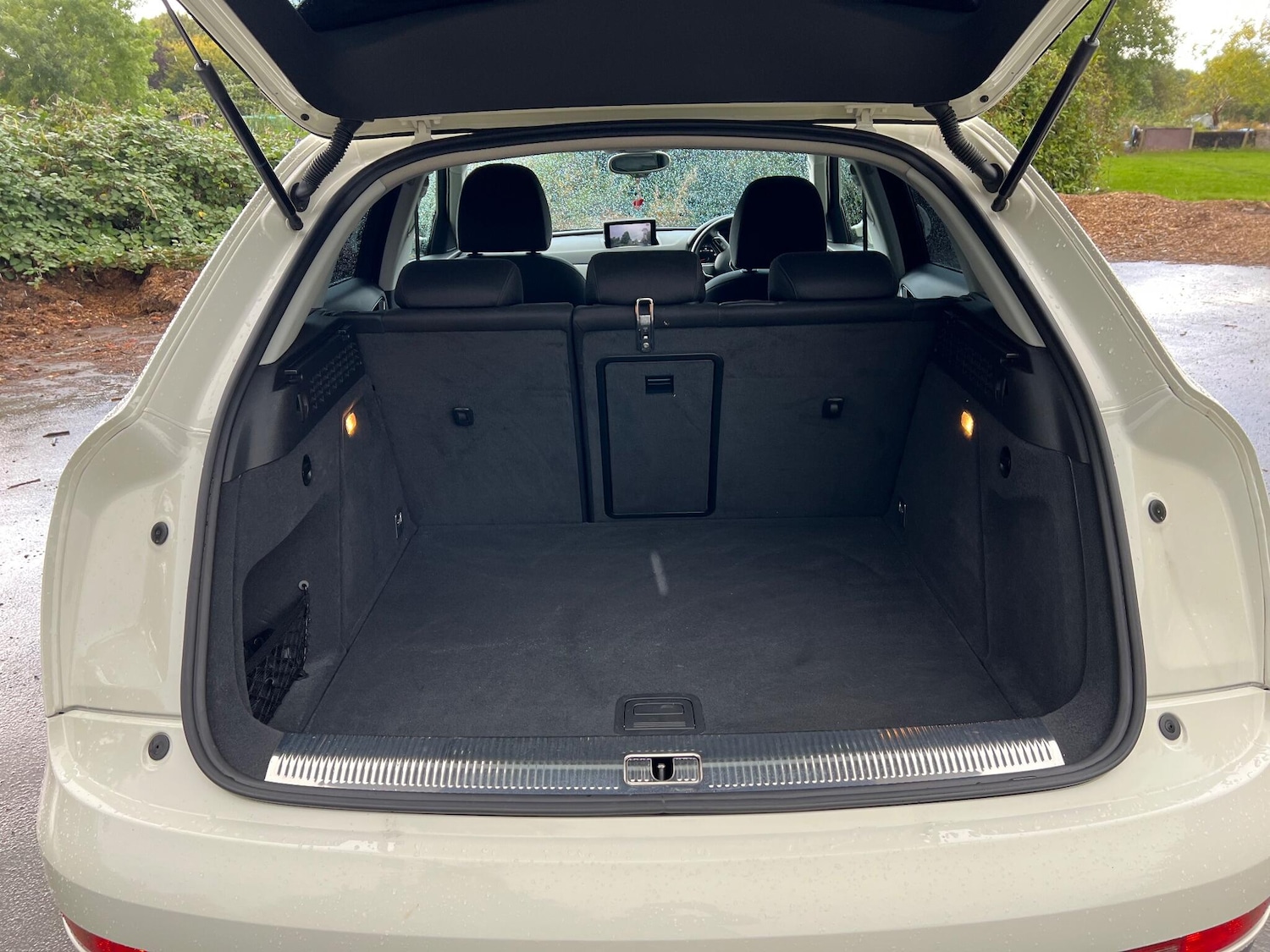 Used Audi Q3 for sale - 76993534: Photo 30