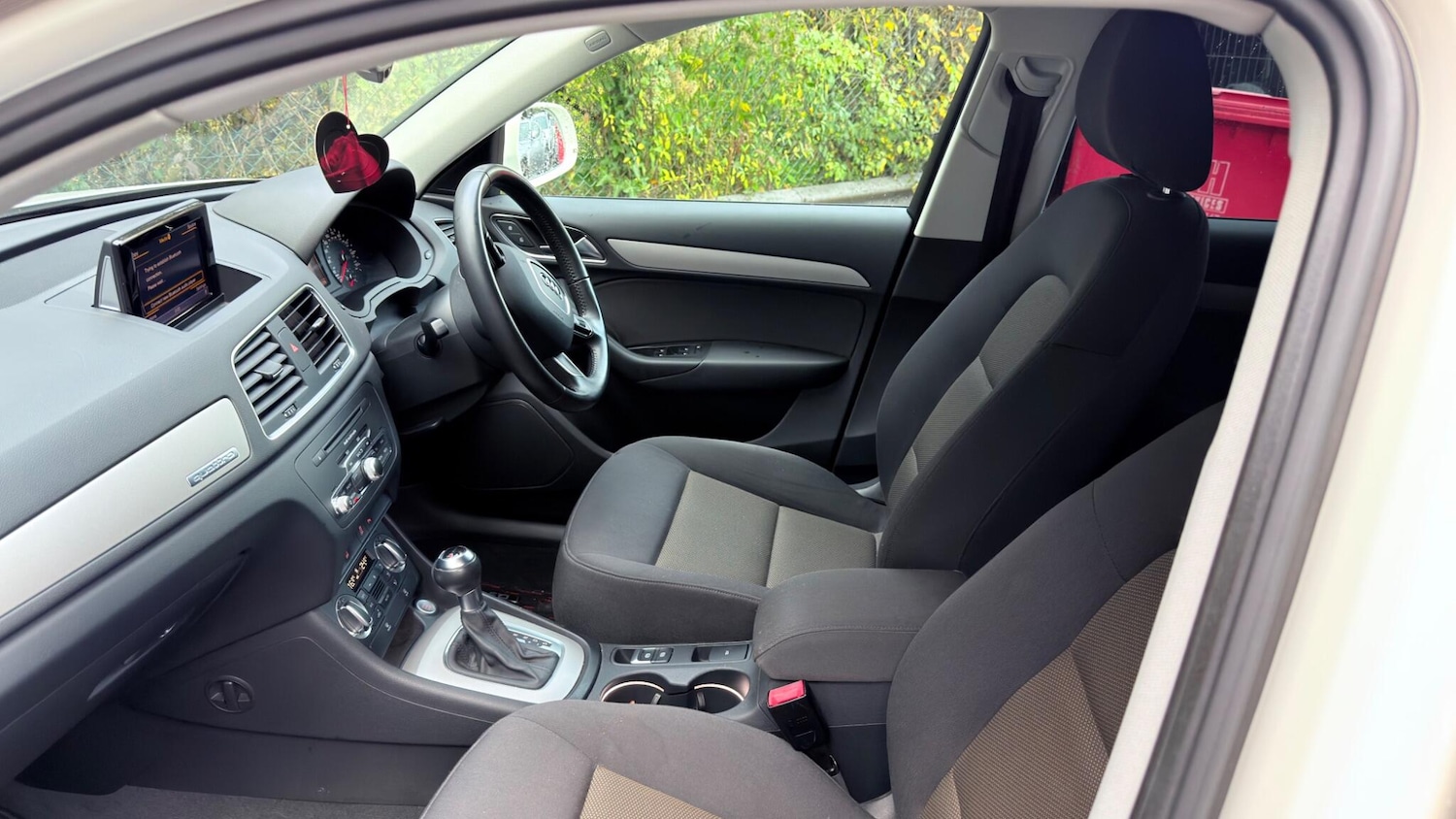 Used Audi Q3 for sale - 76993534: Photo 34