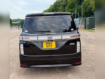 Used Nissan Elgrand 2017 for sale - 78470587: Photo