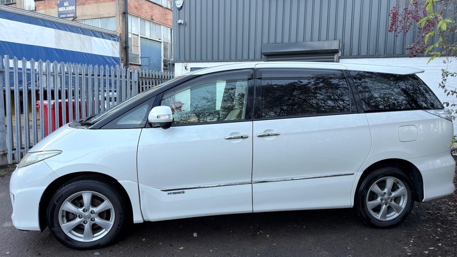 Used Toyota Estima 2025 for sale - 77081312: Photo 11