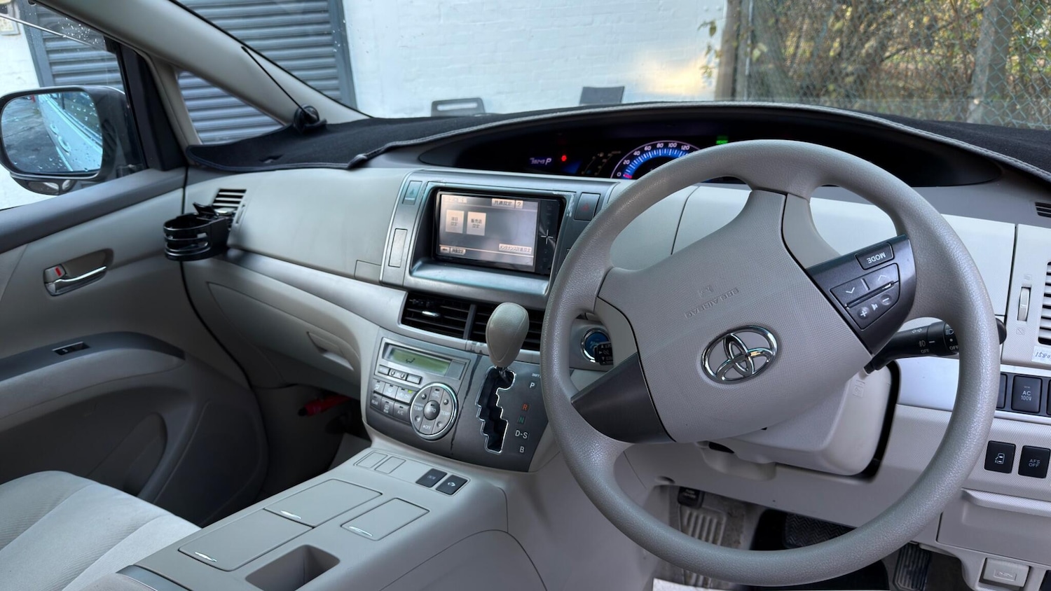 Used Toyota Estima 2025 for sale - 77081312: Photo 13