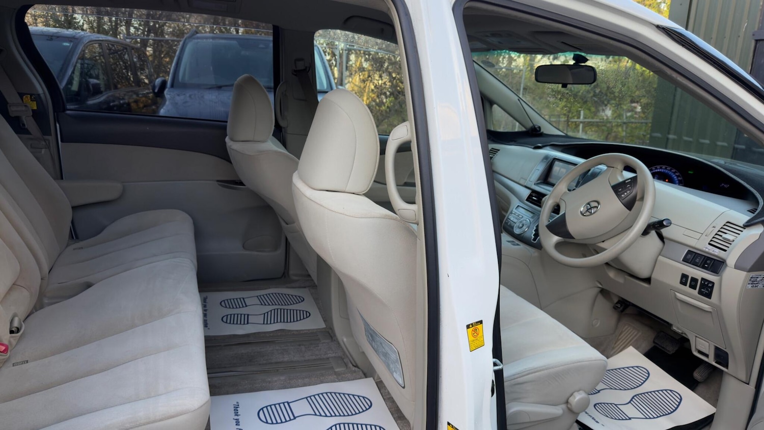 Used Toyota Estima 2025 for sale - 77081312: Photo 20