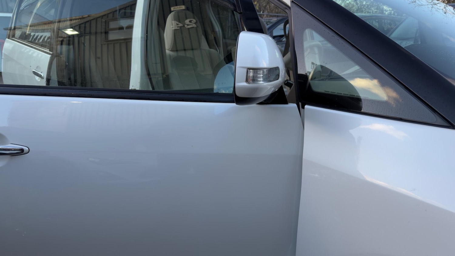 Used Toyota Estima 2025 for sale - 77081312: Photo 36