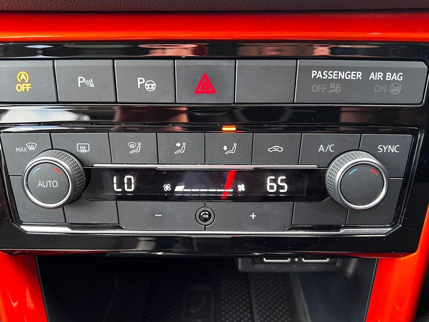 Used Volkswagen T-Cross for sale - 77229388: Photo 19