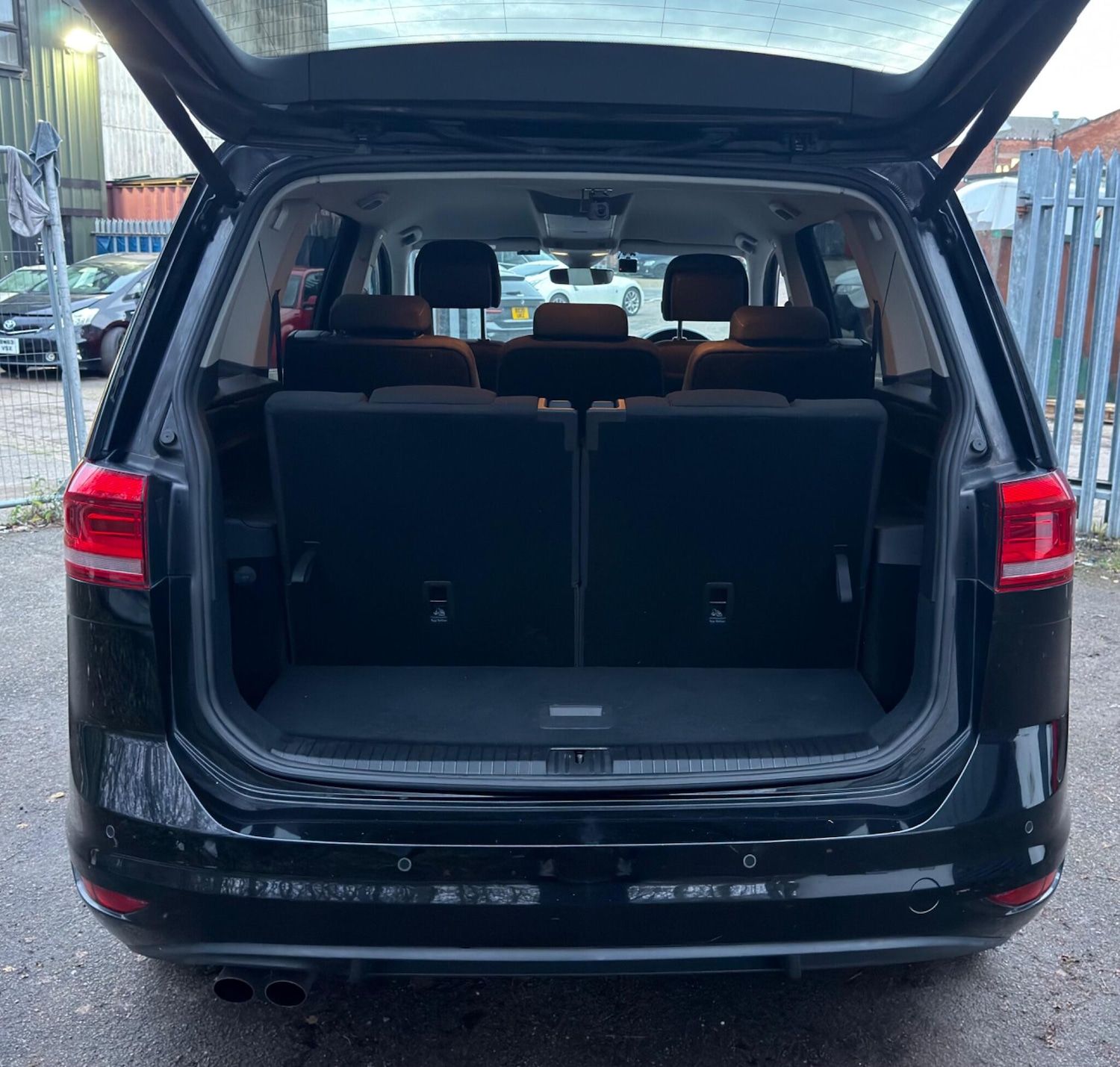 Used Volkswagen Touran 2025 for sale - 77053981: Photo 29