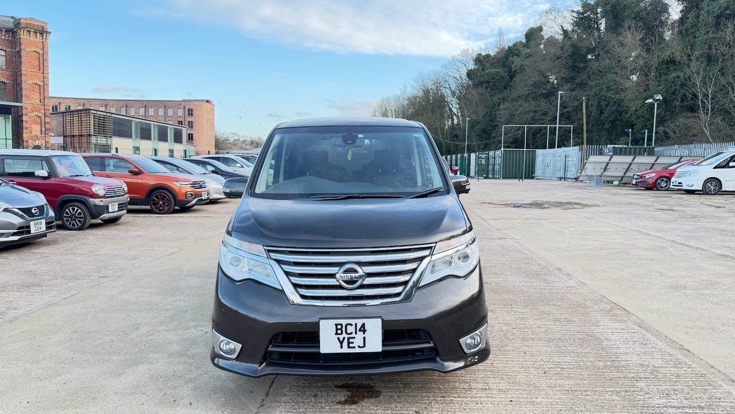 Used Nissan Serena 2014 for sale - 77992060: Photo 8