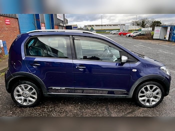 Used Volkswagen up! 2016 for sale - 78383002: Photo