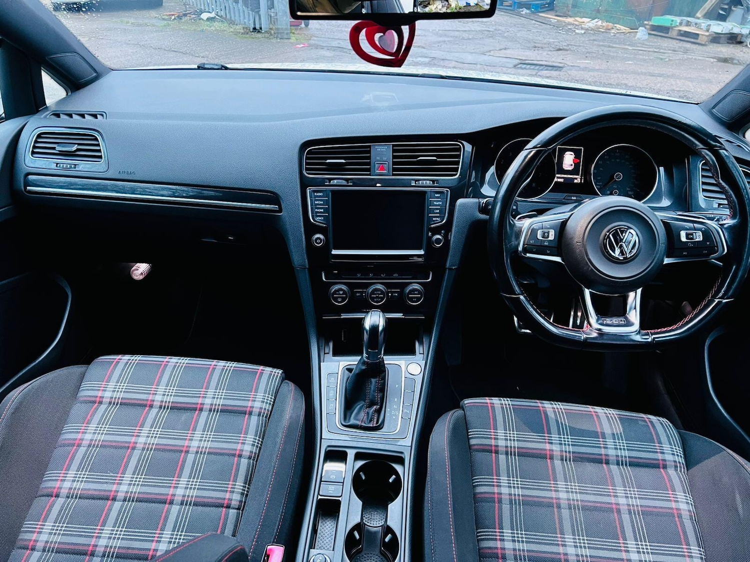 Used Volkswagen Golf for sale - 77215672: Photo 11