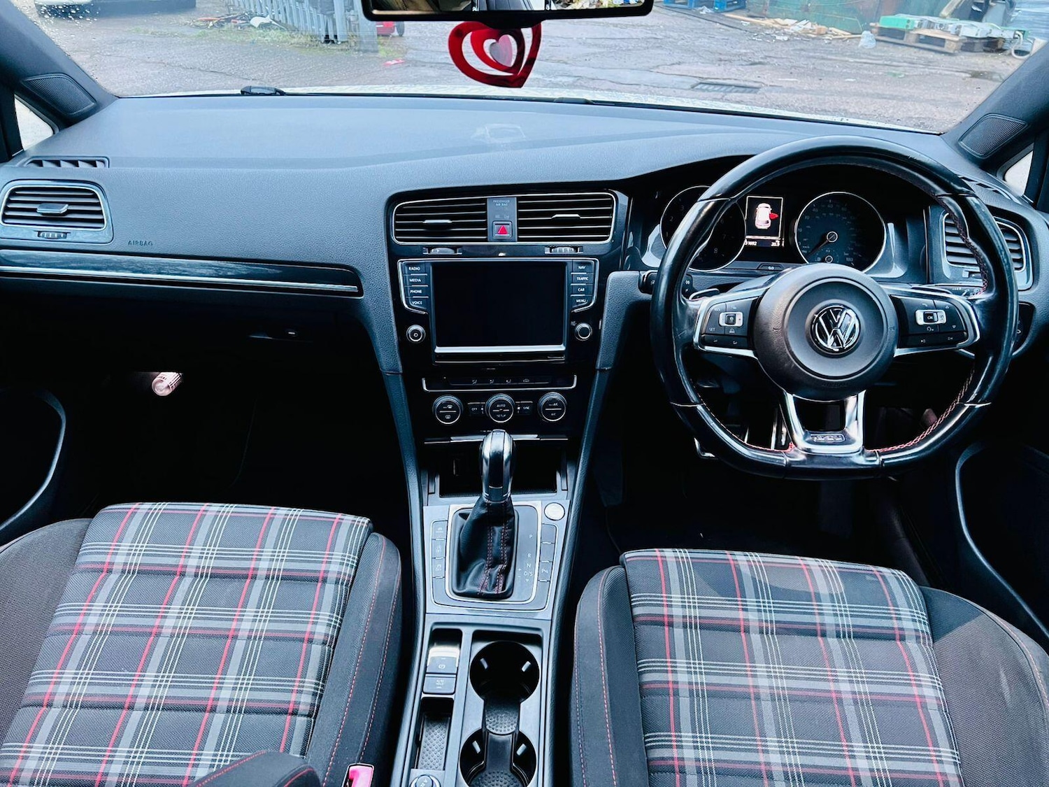 Used Volkswagen Golf for sale - 77215672: Photo 12