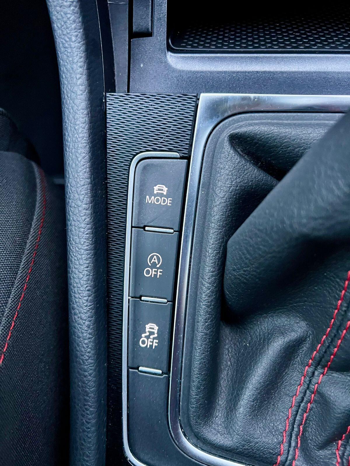 Used Volkswagen Golf for sale - 77215672: Photo 23