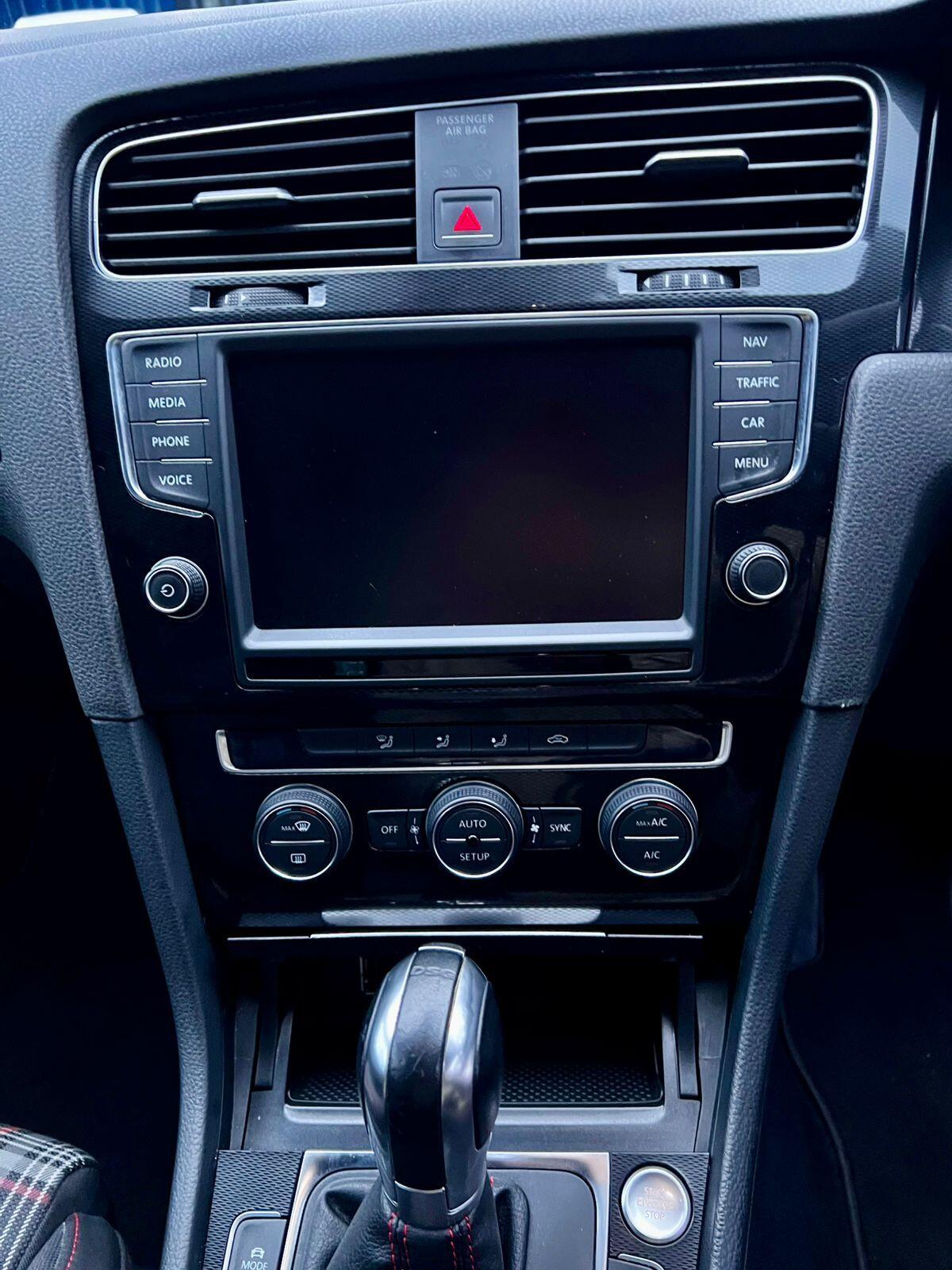 Used Volkswagen Golf for sale - 77215672: Photo 32