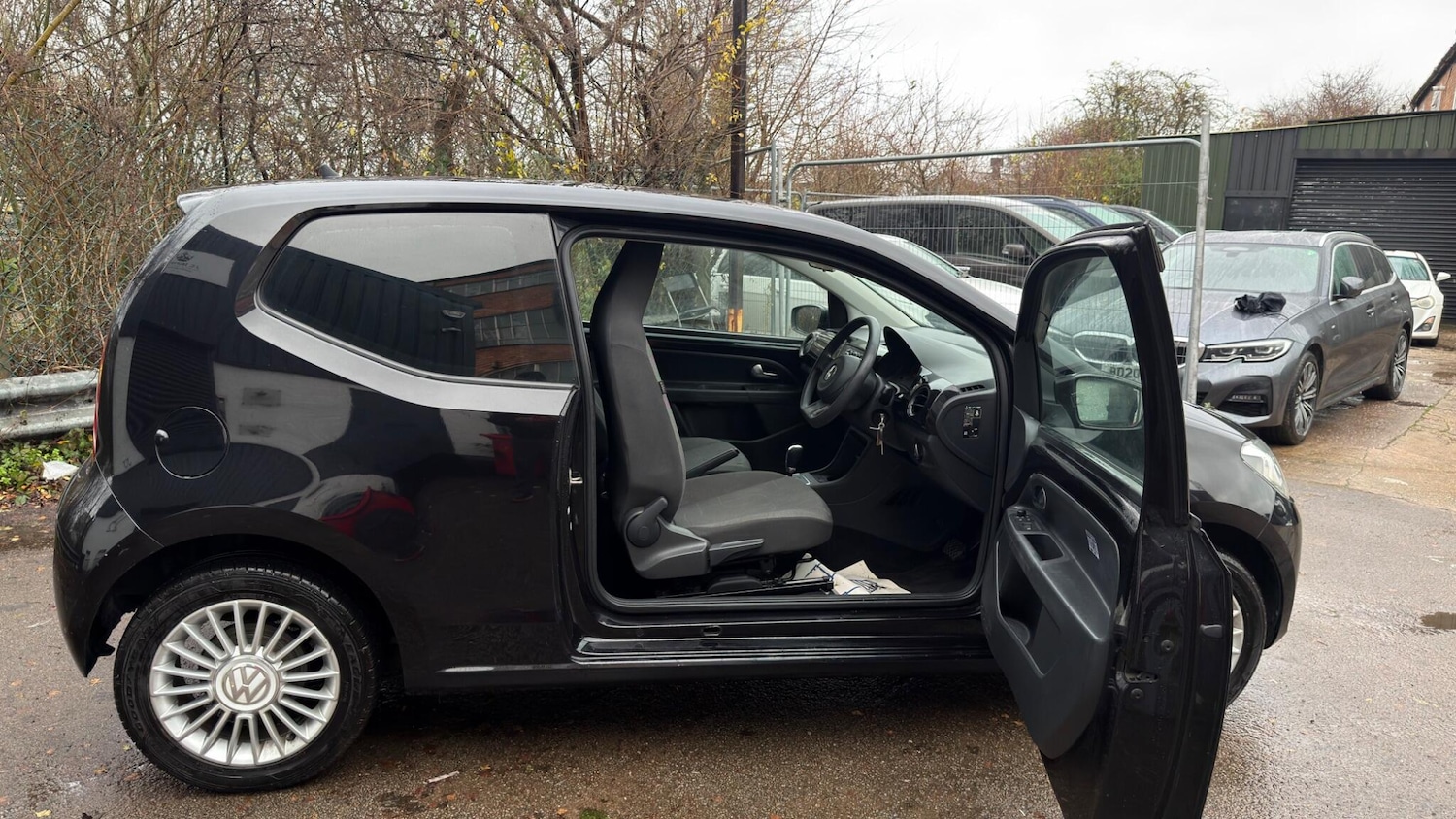 Used Volkswagen up! for sale - 76969787: Photo 11