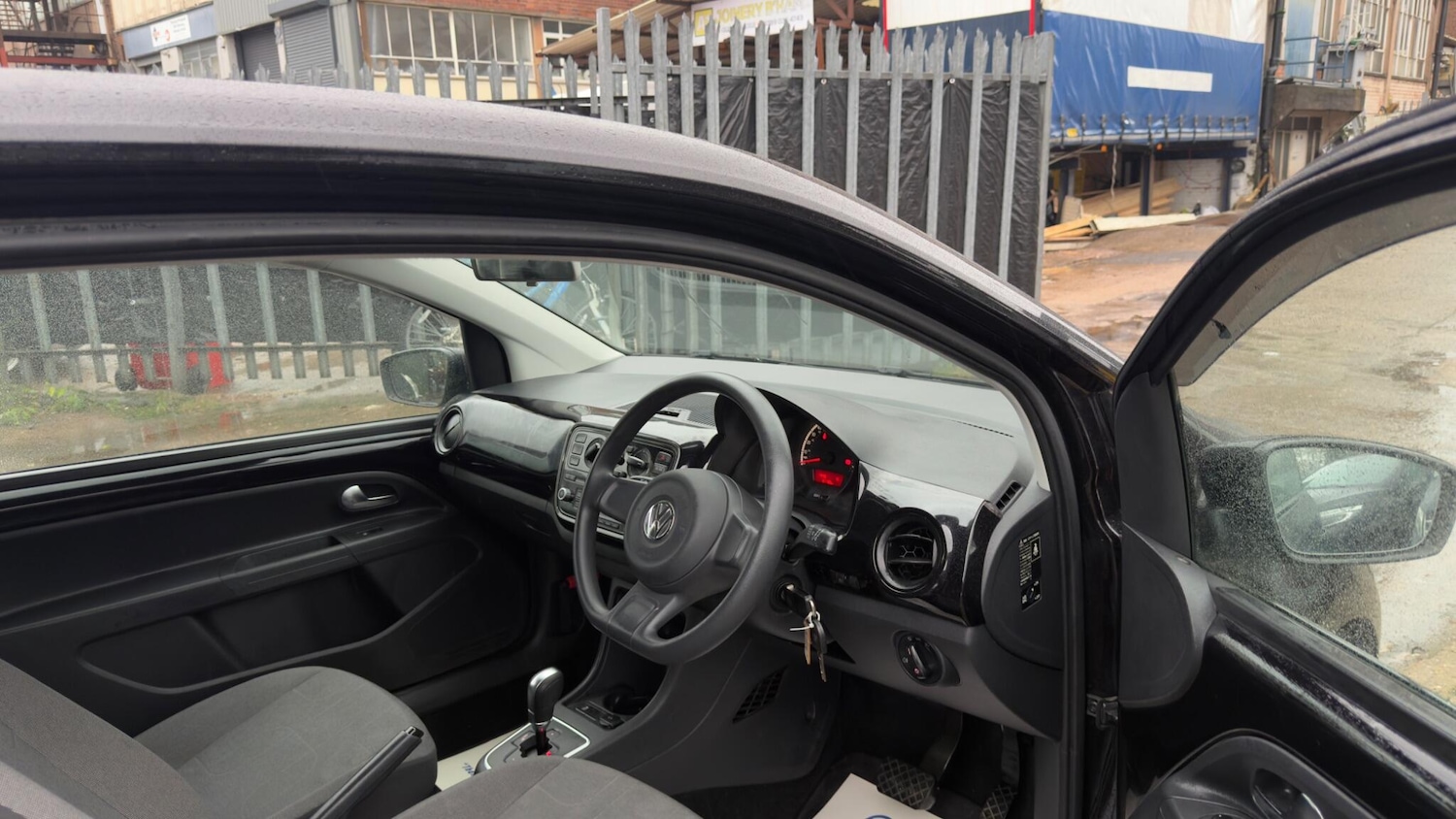 Used Volkswagen up! for sale - 76969787: Photo 17