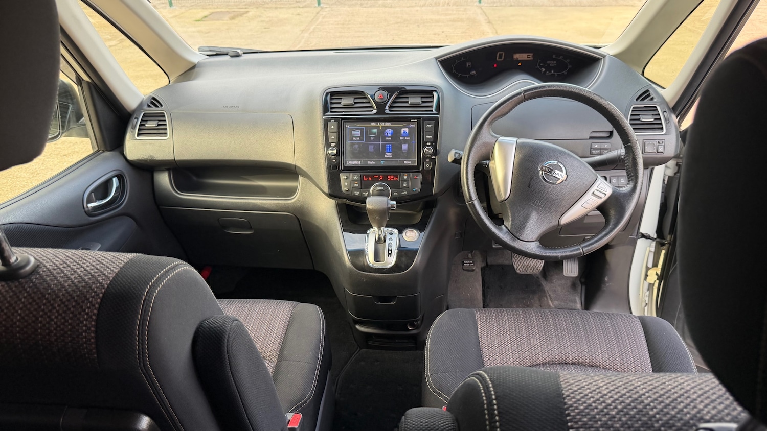 Used Nissan Serena 2025 for sale - 77992823: Photo 12