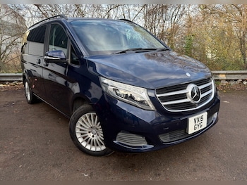 Used Mercedes-Benz Viano 2015 for sale - 76989620: Photo