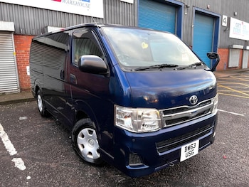 Toyota HiAce feature image