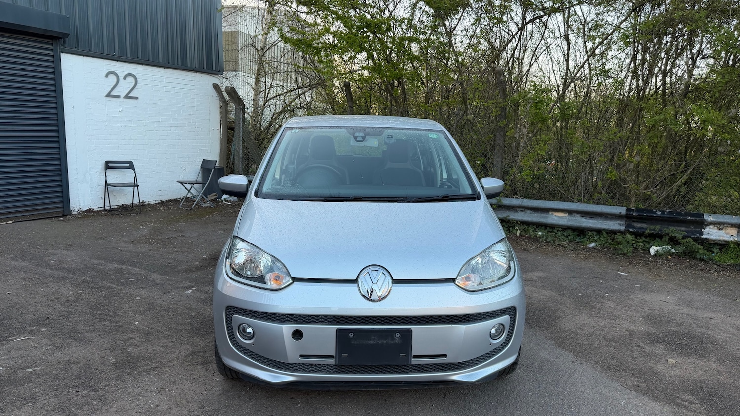 Used Volkswagen up! 2015 for sale - 78060741: Photo 2
